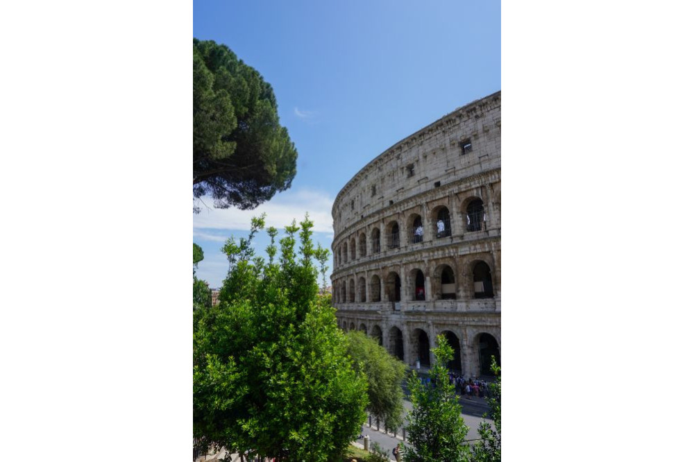 Italy- Roman Colosseum 3