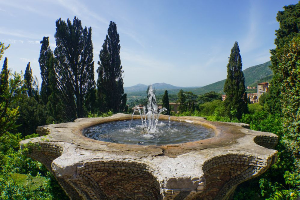 Italy- Tivoli Fountain 1